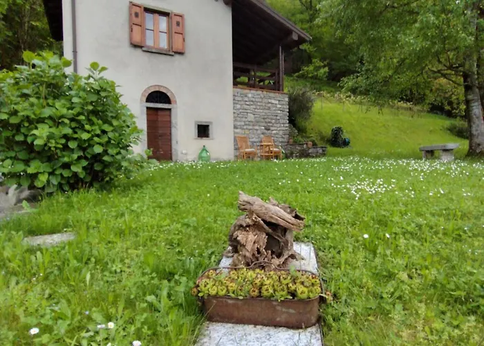 Holiday home Ca Del Livello Welcome Spring In A Charming Canzo