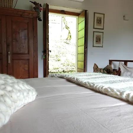 Ferienhaus Fuga Romantica Di San Valentino In Un Angolo Intimo E Facile Da Raggiungere, Ca Del Livello Vi Accoglie Con Il Calore Del Camino E La Magica Atmosfera Del Luogo